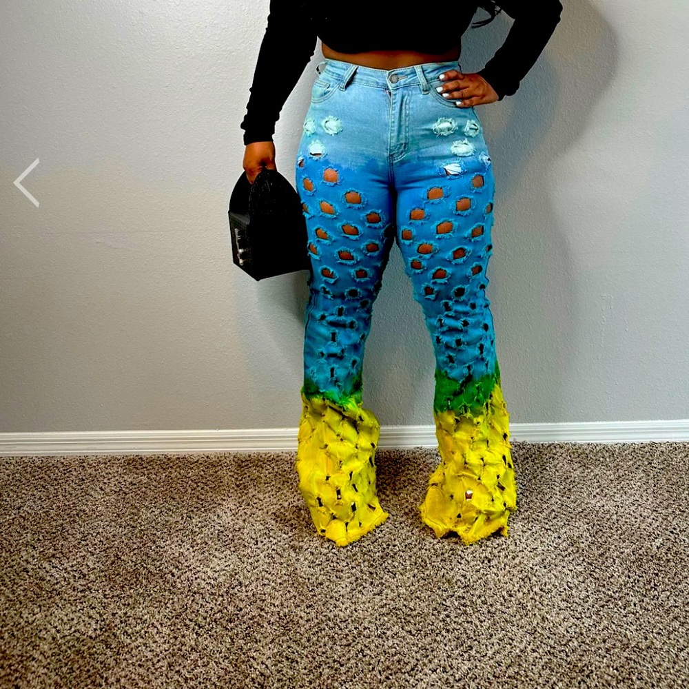 JEANS - Picture 2 of 6